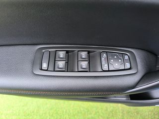 Renault Megane E-TECH 2021 1.6 Plug-in Hybrid E-Tech R.S. LINE-thumb-25