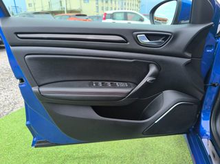 Renault Megane E-TECH 2021 1.6 Plug-in Hybrid E-Tech R.S. LINE-thumb-27
