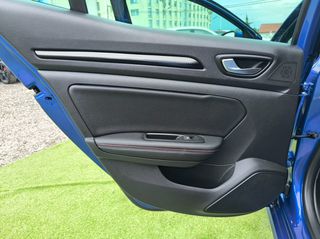 Renault Megane E-TECH 2021 1.6 Plug-in Hybrid E-Tech R.S. LINE-thumb-33