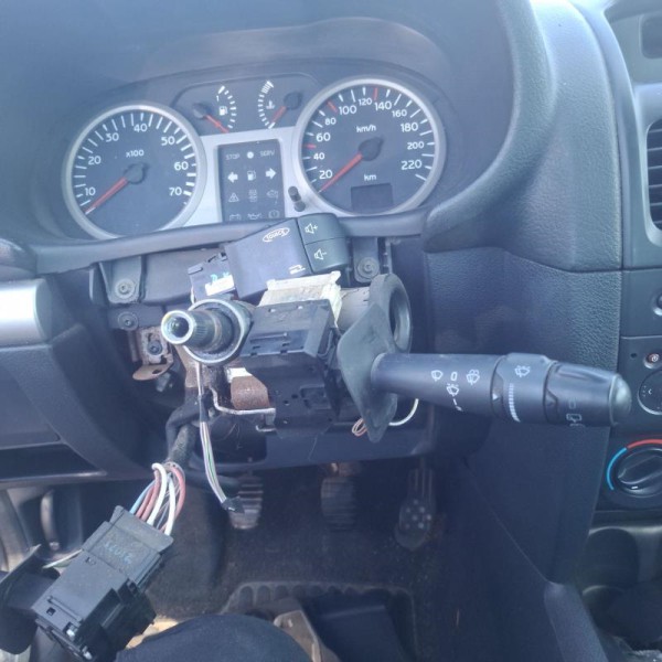 ΔΙΑΚΟΠΤΗΣ ΦΩΤΩΝ ΦΛΑΣ RENAULT CLIO 01-06