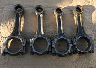 πωλούνται μπιελες Toyota hilux vw taro 2L