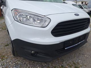 Ford Courier 2019-thumb-7