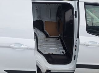 Ford Courier 2019-thumb-15