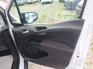 Ford Courier 2019-thumb-31