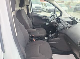 Ford Courier 2019-thumb-33