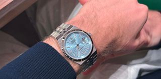 Rolex land-dweller-thumb-1
