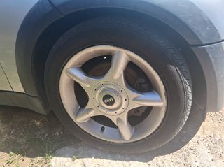 Mini Cooper (2002-2006) 4 ζαντολάστιχα 16" με τα καπάκια τους