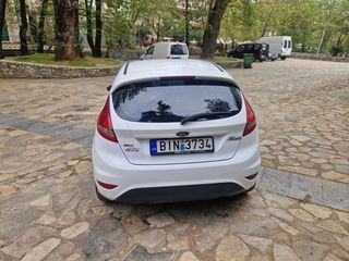 Ford Fiesta 2010-thumb-7
