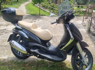 Piaggio Beverly 300i Tourer 2010