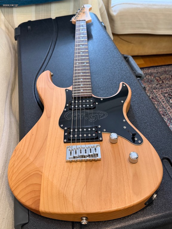 Yamaha Pacifica