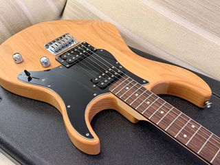 Yamaha Pacifica-thumb-1