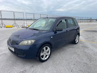 Mazda 2 2006-thumb-2