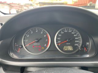 Mazda 2 2006-thumb-17