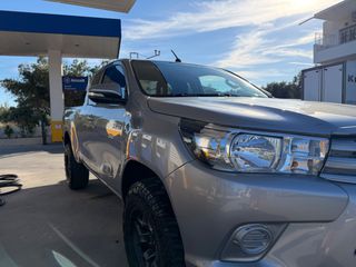 Toyota Hilux 2018 1,5 καμπίνα-thumb-3