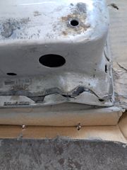 ΠΟΡΤΑ ΚΑΡΟΤΣΑΣ MAZDA B2500