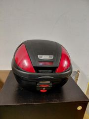 Μπαγαζιέρα Givi