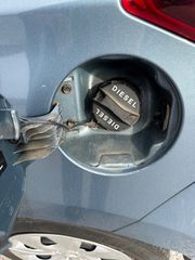 Hyundai i 20 2015 1.2DIESEL-thumb-9