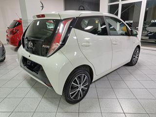 Toyota Aygo 2016 1.0 X-PLAY TOUCH X-SHIFT, CAMERA-thumb-6