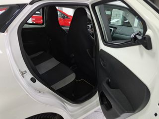 Toyota Aygo 2016 1.0 X-PLAY TOUCH X-SHIFT, CAMERA-thumb-31