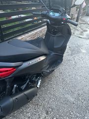 Piaggio Beverly 300 2023-thumb-2