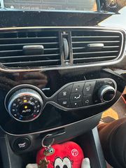 Renault Clio 2017-thumb-19