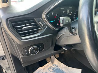 Ford Focus 2020 1,5TDCI ACTIVE-thumb-13