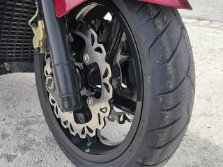 Gilera GP 800 2012 2012-thumb-3