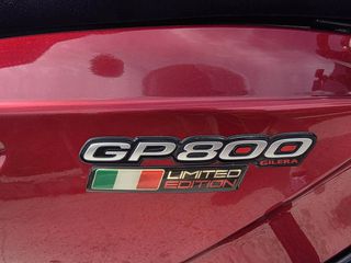 Gilera GP 800 2012 2012-thumb-5