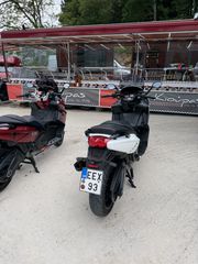 Gilera GP 800 2012 2012-thumb-22