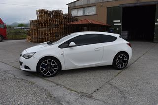Opel Astra 2012 SPORTS GTC 1.4-thumb-13
