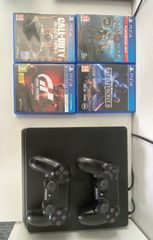 playstasion 4 + 2 χειριστήρια + 4 παιχνίδια