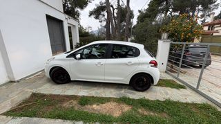 Peugeot 208 2018