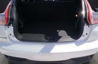 Nissan Juke 2017 Connecta, Panorama, Clima, Navi, Rear Camera-thumb-8