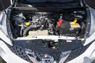 Nissan Juke 2017 Connecta, Panorama, Clima, Navi, Rear Camera-thumb-45