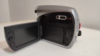 Samsung mini Dv camera-thumb-1