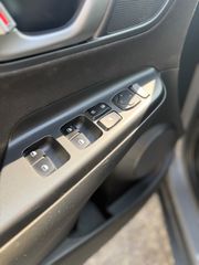 Hyundai Kona 2019 1.0 T-GDI PREMIUM-thumb-30
