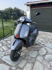 Vespa GTS Super Sport 300 2024