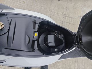 Sym Symphony ST 200i 2018-thumb-9