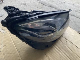 Mercedes-Benz Eclass Εμπρός δεξί φανάρι multibeam-thumb-3