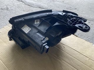 Mercedes-Benz Eclass Εμπρός δεξί φανάρι multibeam-thumb-4