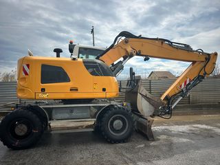 Εκσκαφέας Με Λάστιχα Liebherr 2014 A 918-thumb-2