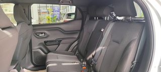 Suzuki e Vitara 2026 GL  2WD-thumb-17