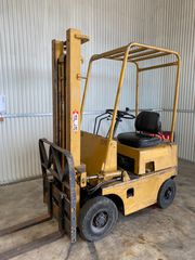Komatsu 1980 FG10-10-thumb-1