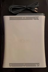 Xbox 360 με παιχνίδια προς πώληση.