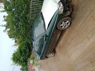 Ford escort-thumb-2