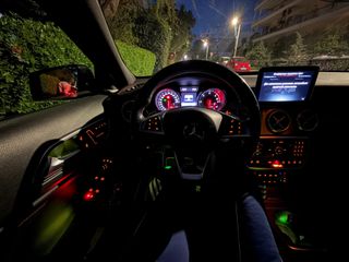 Mercedes-Benz GLA 220 2016 D 4MATIC-thumb-15