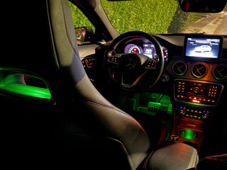 Mercedes-Benz GLA 220 2016 D 4MATIC-thumb-18