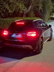 Mercedes-Benz GLA 220 2016 D 4MATIC-thumb-30