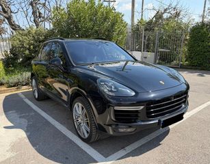 Porsche Cayenne 2017 TURBO S-thumb-1