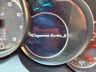 Porsche Cayenne 2017 TURBO S-thumb-38